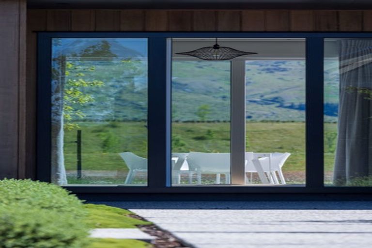 Photo of property in 77 Stone Drive, Cromwell, 9384