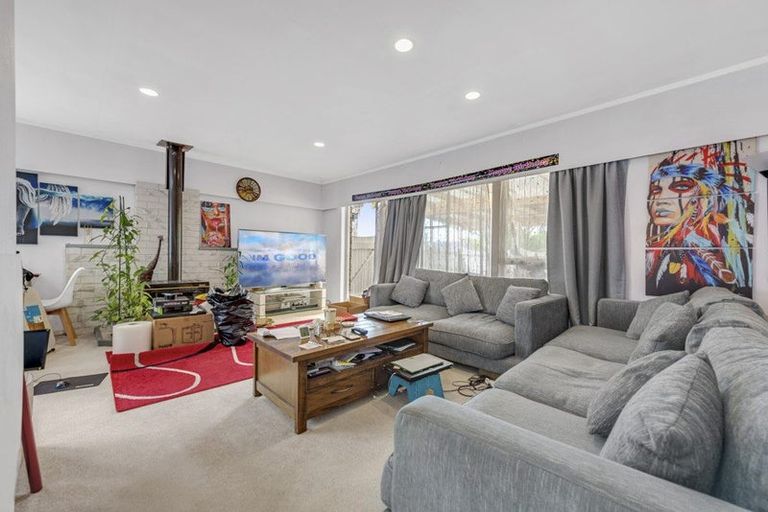Photo of property in 3 Harford Place, Pakuranga Heights, Auckland, 2010