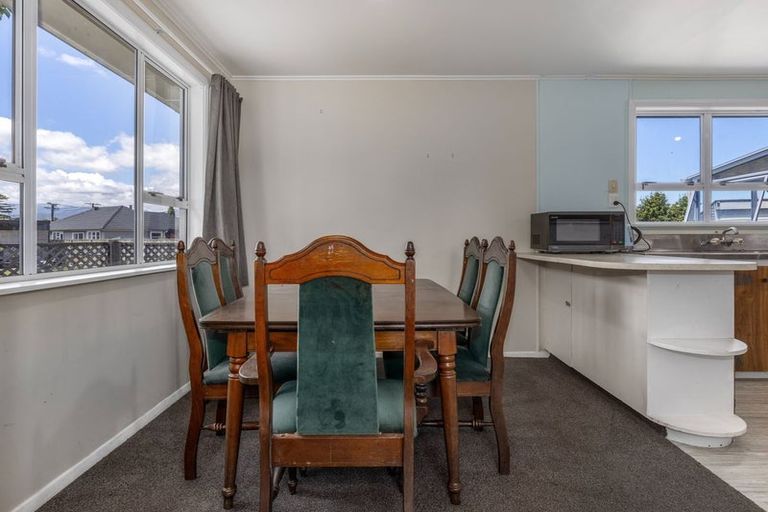 Photo of property in 10 Hobson Street, Levin, 5510