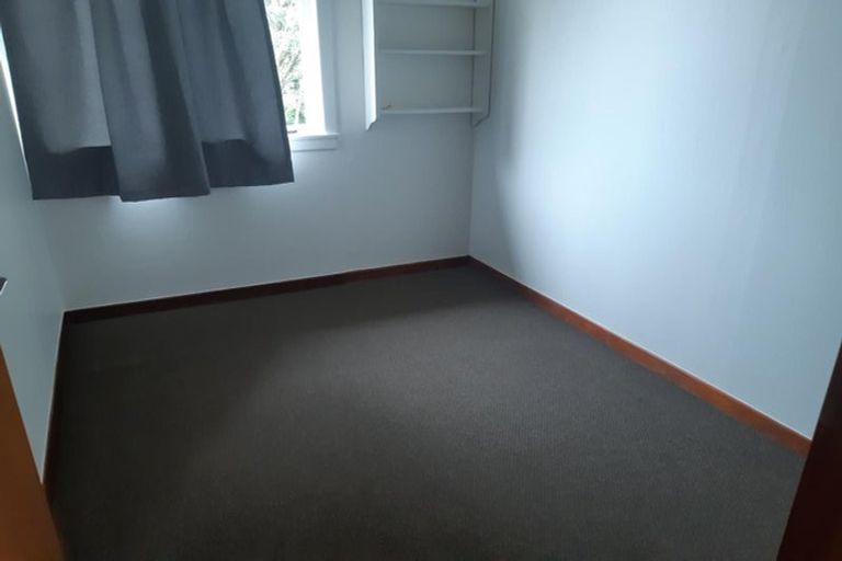 Photo of property in 1/29 Lake Road, Northcote, Auckland, 0627