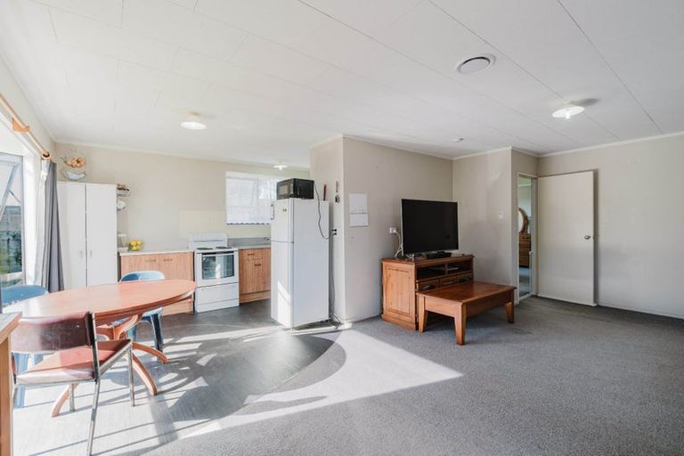 Photo of property in 16 Tranmere Road, Fairfield, Hamilton, 3214