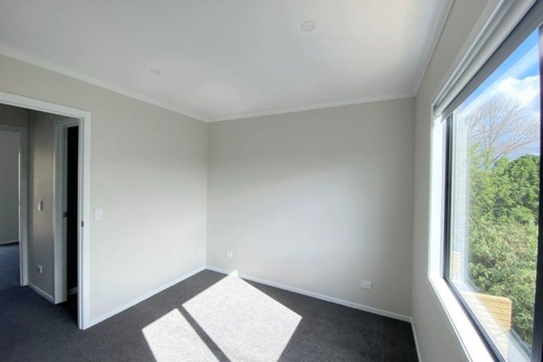 Photo of property in 2/125b Metcalfe Road, Ranui, Auckland, 0612