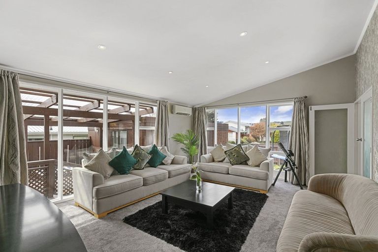 Photo of property in 13 Cranwell Street, Churton Park, Wellington, 6037