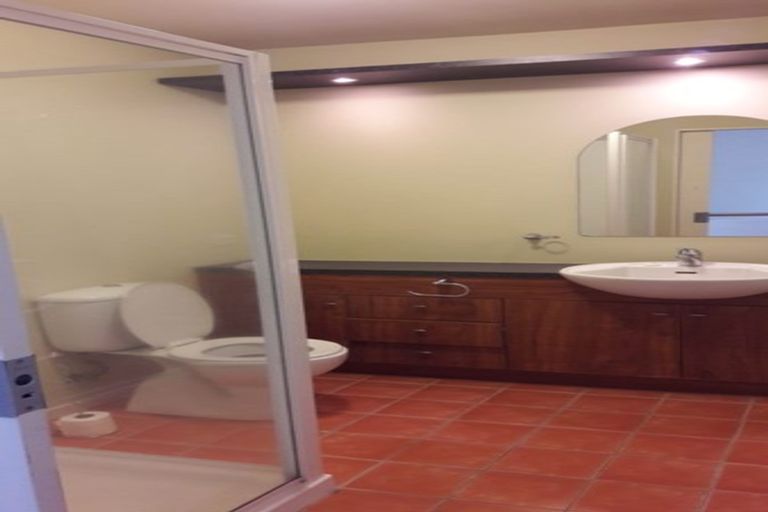 Photo of property in 12/29 Haven Drive, East Tamaki, Auckland, 2013