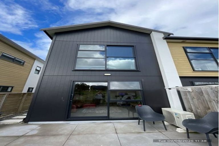 Photo of property in 51 Te Ara O Papatahi, Wainuiomata, Lower Hutt, 5014