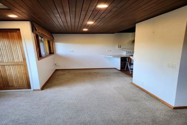 Photo of property in 6a Woodford Way, Crofton Downs, Wellington, 6035