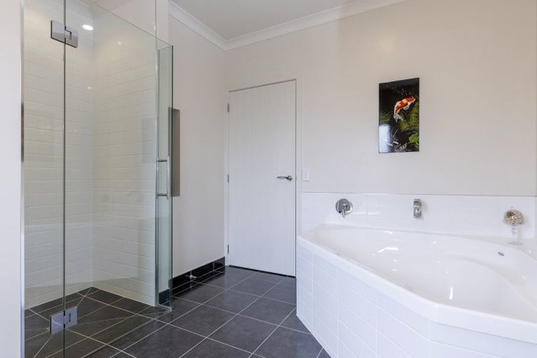 Photo of property in 125 Victory Drive, Wharewaka, Taupo, 3330