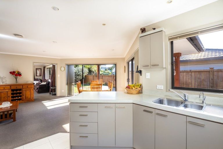 Photo of property in 58e Gilbert Street, New Plymouth, 4310