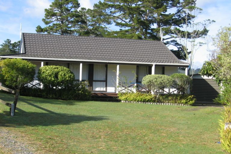 Photo of property in 8 Coutts Road, Pauanui, Hikuai, 3579