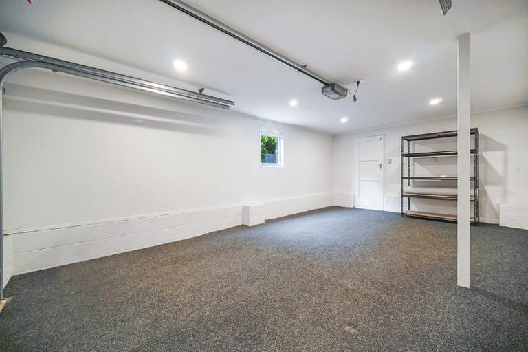 Photo of property in 30 Malvina Place, Bucklands Beach, Auckland, 2014