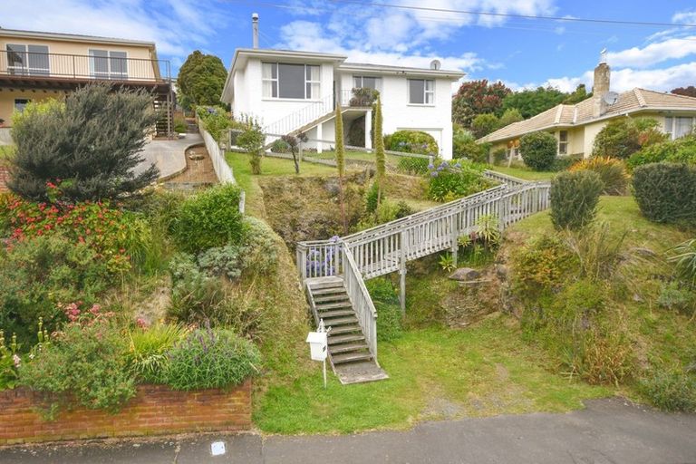 Photo of property in 452 Pine Hill Road, Pine Hill, Dunedin, 9010