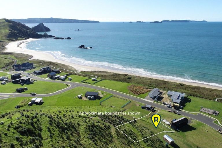 Photo of property in 69 Skippers Road, Opito Bay, Whitianga, 3592