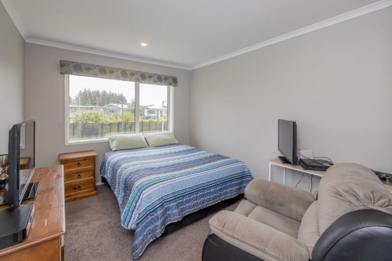 Photo of property in 7 Waka Tete Place, Waitarere, Levin, 5510