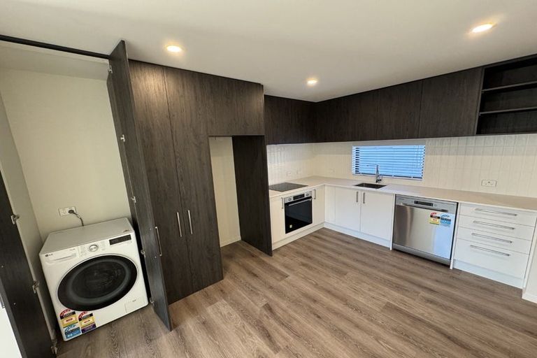 Photo of property in 2/2a Puna Street, Riccarton, Christchurch, 8041