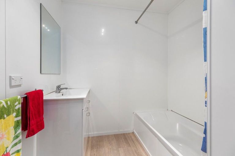 Photo of property in 20c Waitaha Road, Welcome Bay, Tauranga, 3112