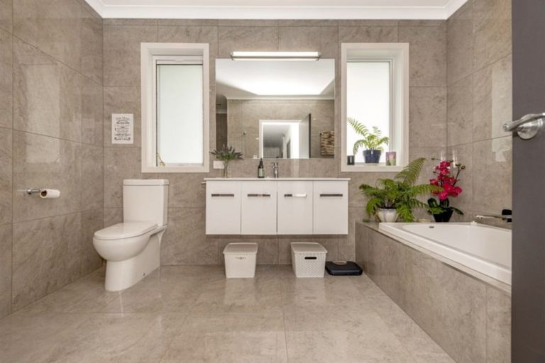 Photo of property in 562 Back Ormond Road, Makauri, Gisborne, 4071