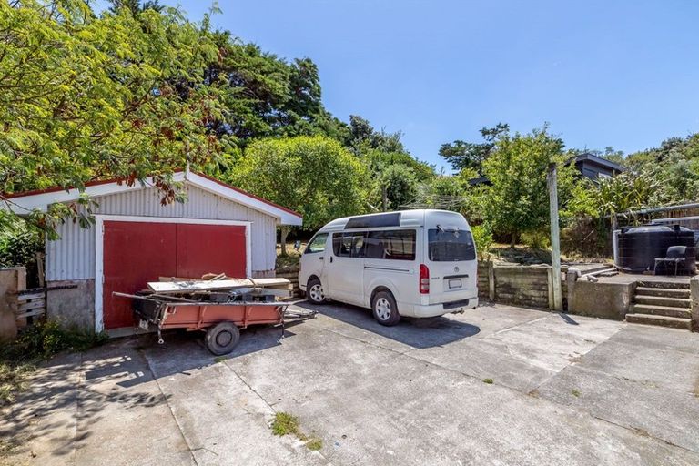 Photo of property in 24 Whangaimoana Beach Road, Whangaimoana, Featherston, 5772