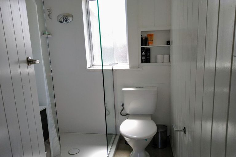 Photo of property in 18 Swiss Avenue, Gonville, Whanganui, 4501