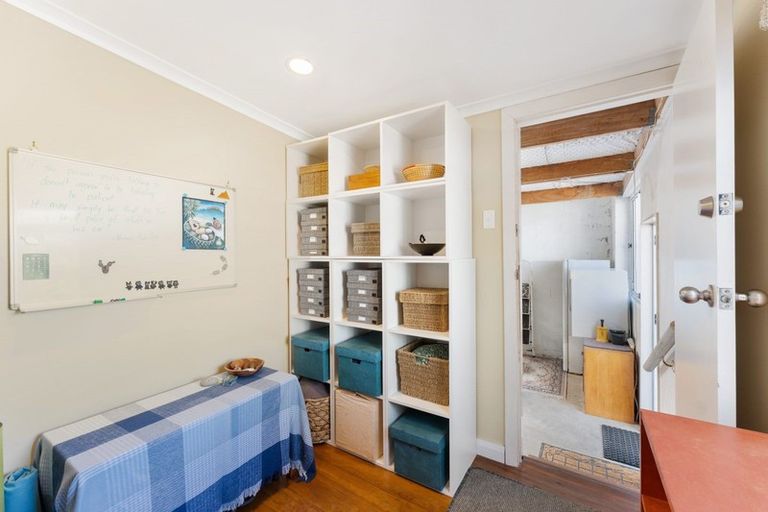 Photo of property in 29 Fulford Street, New Plymouth, 4310