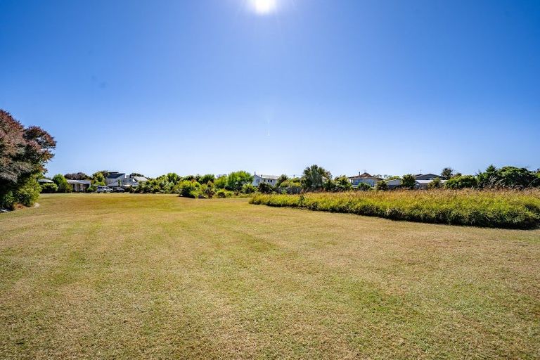 Photo of property in 10a Broadsea Avenue, Ruby Bay, Mapua, 7005
