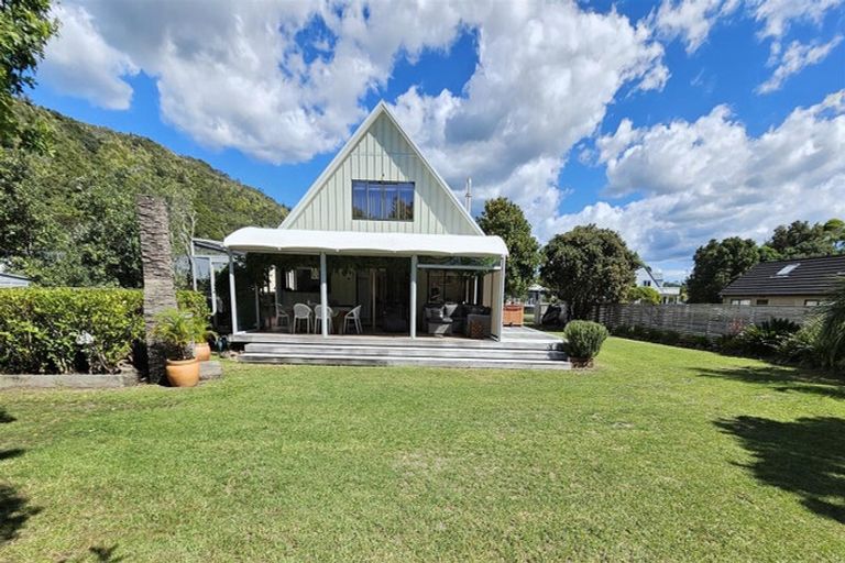 Photo of property in 103 Pacific Parade, Matarangi, Whitianga, 3592