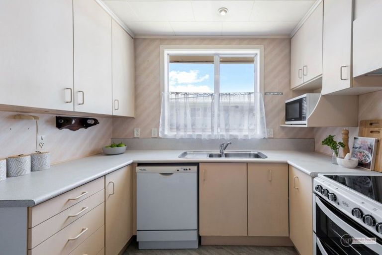 Photo of property in 59 California Drive, Totara Park, Upper Hutt, 5018