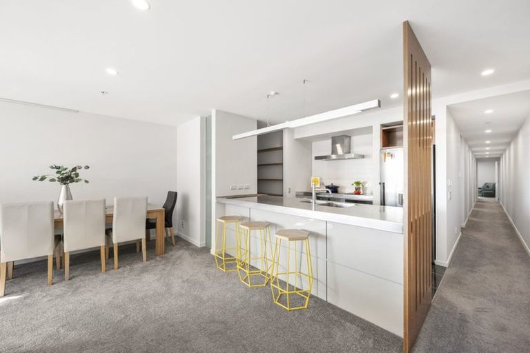 Photo of property in Piermont Apartments, 4c/82 Cable Street, Te Aro, Wellington, 6011