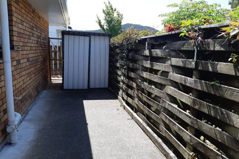 Photo of property in 4 Dinniss Avenue, Regent, Whangarei, 0112