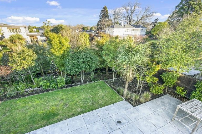 Photo of property in 8 Royds Street, Fendalton, Christchurch, 8014