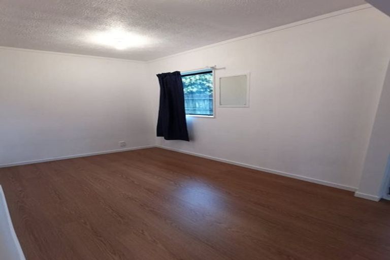 Photo of property in 28 Urlich Drive, Ranui, Auckland, 0612