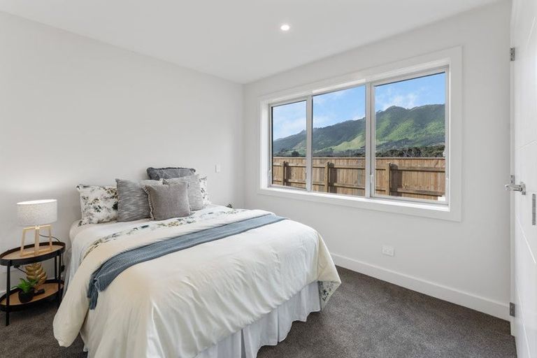 Photo of property in 7 Pihoihoi Close, Waikanae, 5036