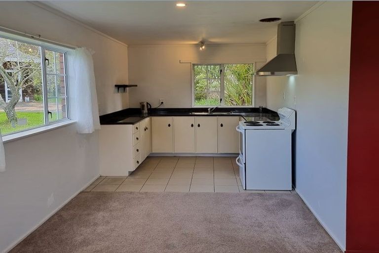 Photo of property in 357 Henderson Valley Road, Henderson Valley, Auckland, 0612
