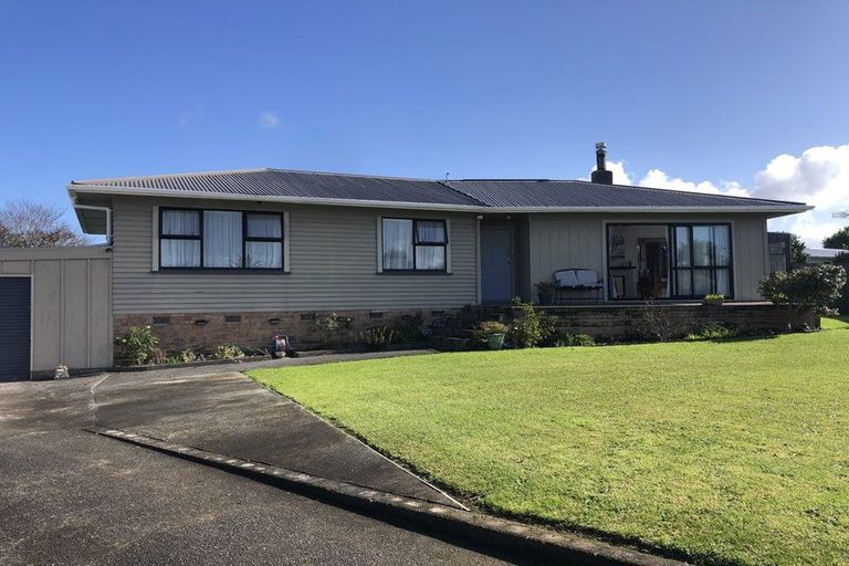 Photo of property in 17 Winston Street, Tikipunga, Whangarei, 0112