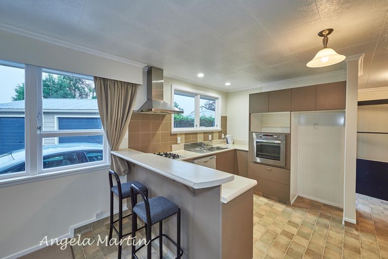 Photo of property in 24 Saturn Crescent, Milson, Palmerston North, 4414