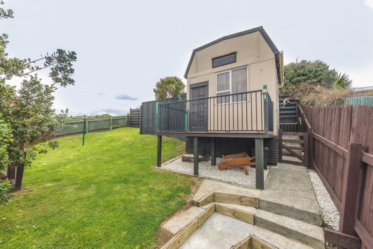 Photo of property in 7 Waitote Street, Castlecliff, Whanganui, 4501