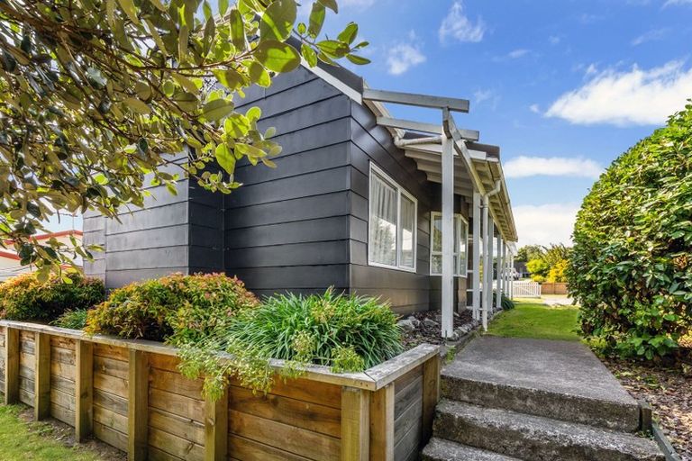 Photo of property in 1/27 Tobin Place, Richmond Heights, Taupo, 3330