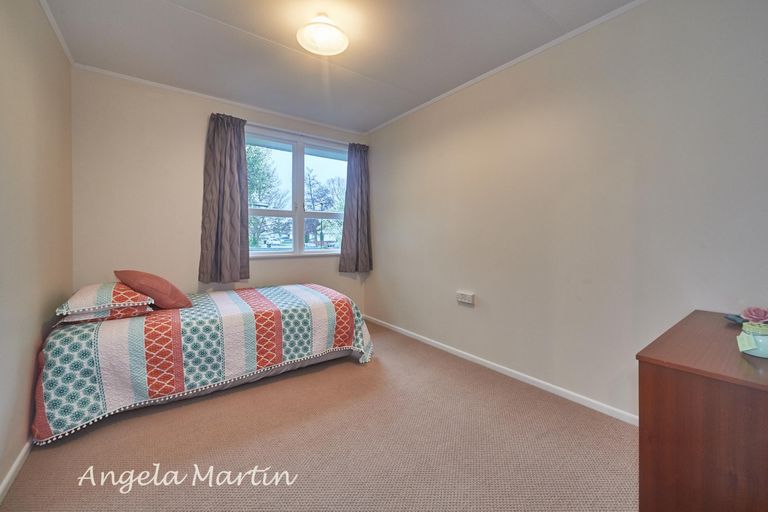 Photo of property in 24 Saturn Crescent, Milson, Palmerston North, 4414