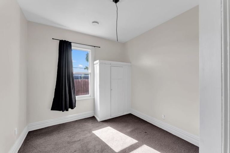 Photo of property in 1/3 Manning Place, Woolston, Christchurch, 8023