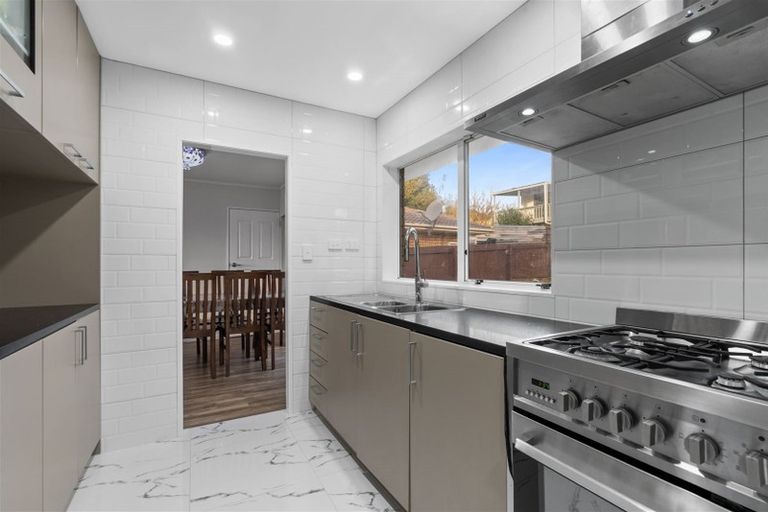 Photo of property in 3 Aspiring Avenue, Clover Park, Auckland, 2019