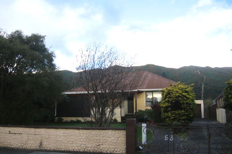 Photo of property in 53 Godley Street, Waiwhetu, Lower Hutt, 5010
