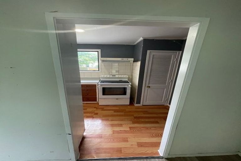 Photo of property in 9 Hamblyn Place, Ranui, Auckland, 0612