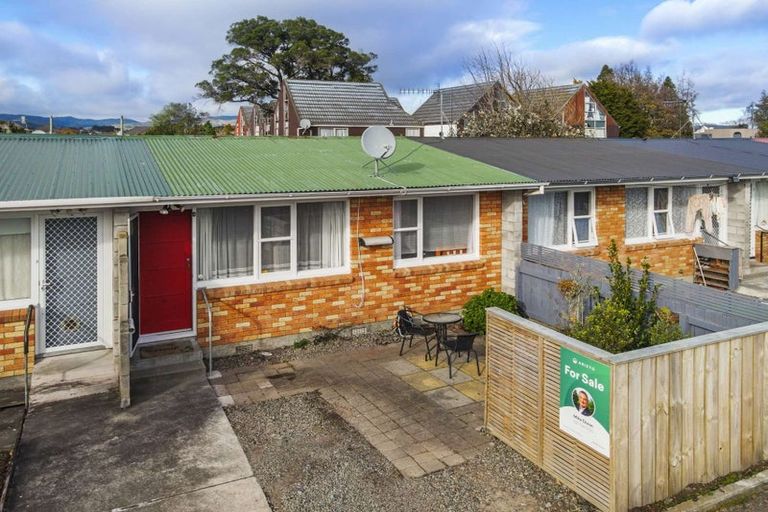 Photo of property in 1/84 Linton Street, West End, Palmerston North, 4410