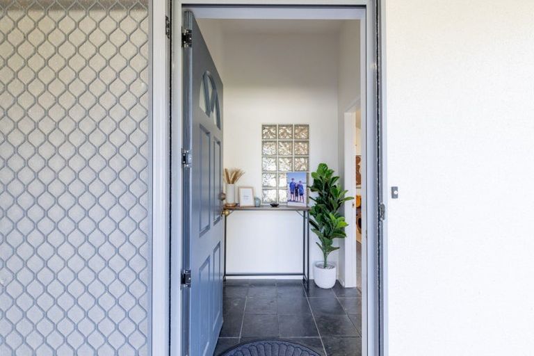 Photo of property in 69 Carlyle Street, Leamington, Cambridge, 3432