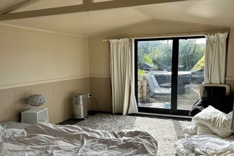 Photo of property in 8 Wallis Street, Raglan, 3225