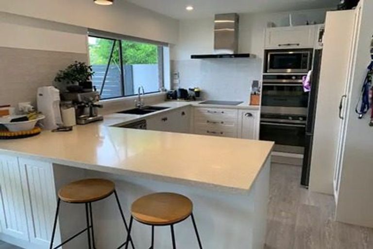 Photo of property in 4 Bennelong Place, Havelock North, 4130