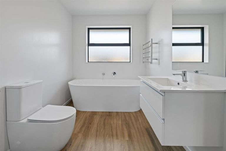 Photo of property in 170 Hendersons Road, Hoon Hay, Christchurch, 8025