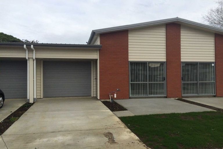 Photo of property in 7/46 Park Estate Road, Rosehill, Papakura, 2113