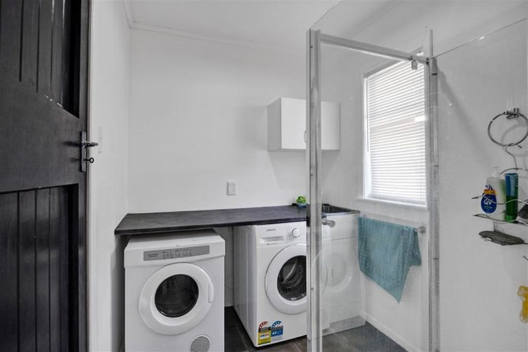 Photo of property in 60 Egmont Street, Hawera, 4610