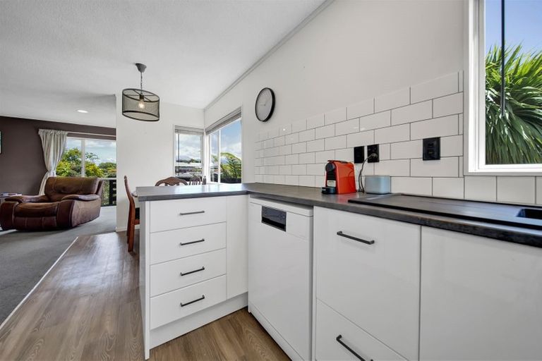 Photo of property in 11 Crownhill Street, Spotswood, New Plymouth, 4310