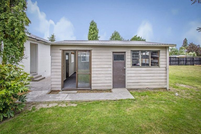 Photo of property in 6 Hobbs Street, Hororata, 7572